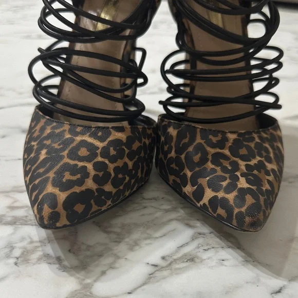 BCBGeneration Leopard Print Heels with Black Straps Size 7 - Picture 3 of 7